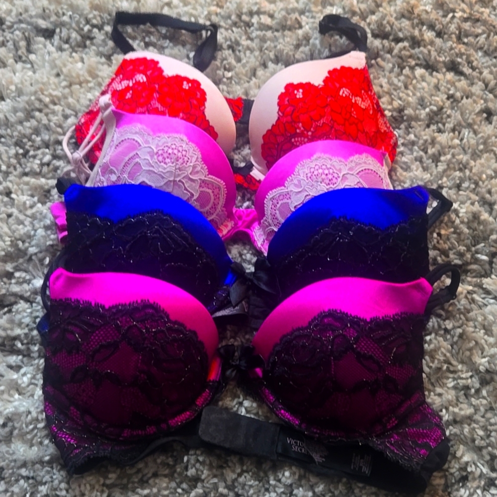 Bundle 4 VS bras